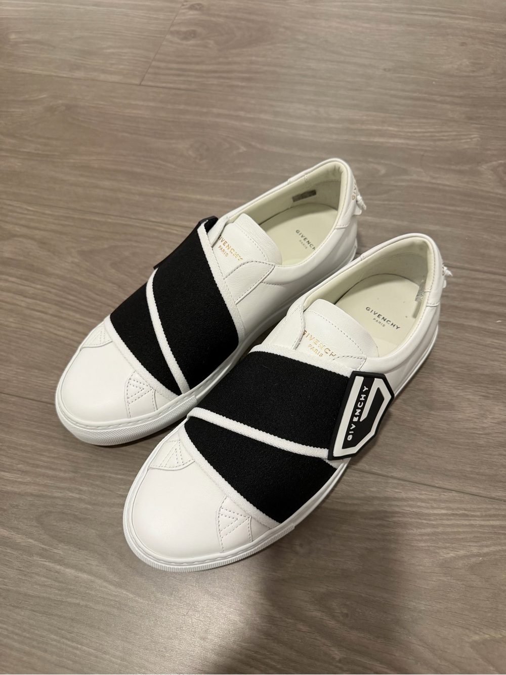 Givenchy Men’s White & Black Elastic Band Slip-On Sneakers